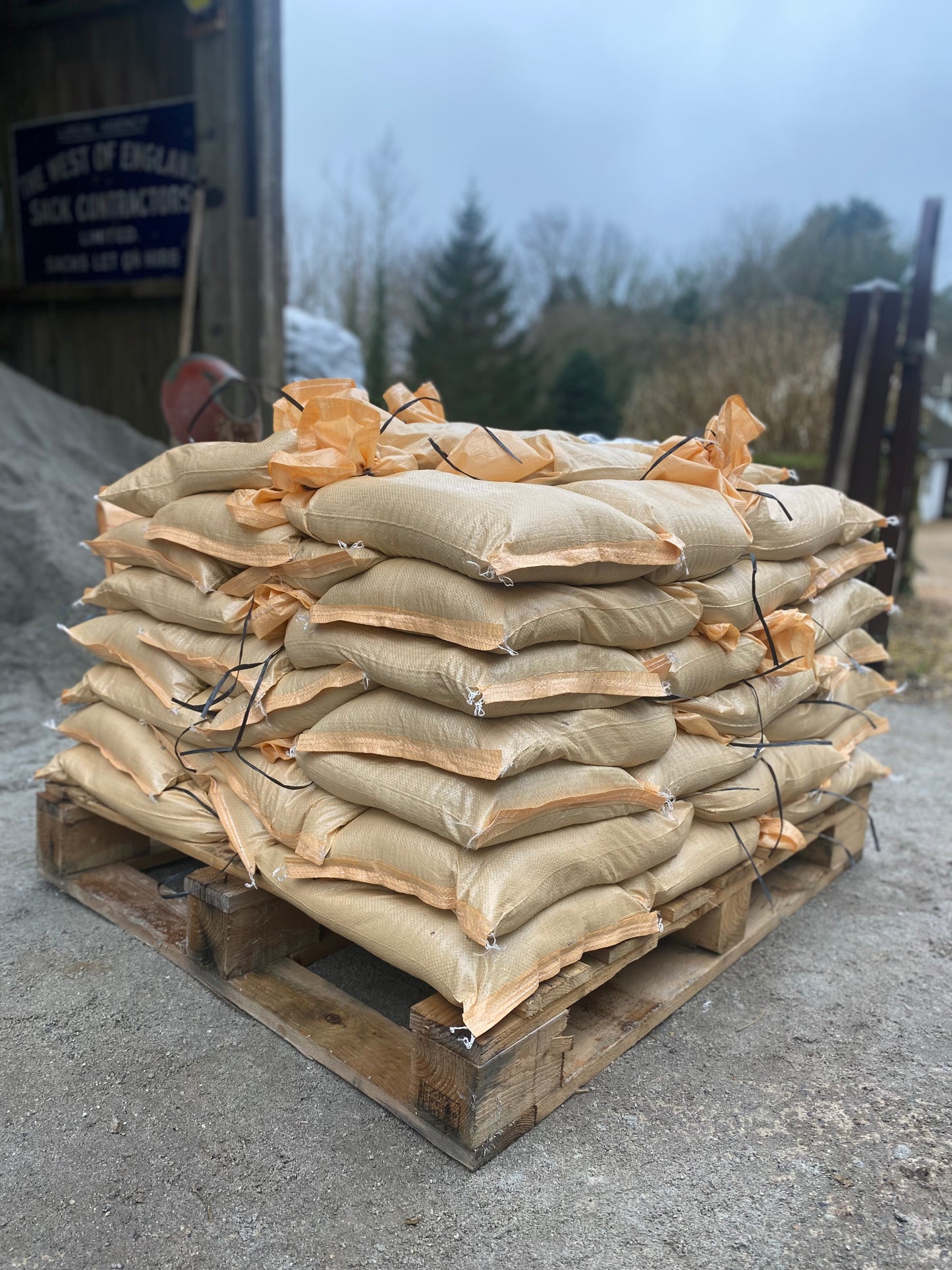 Filled - Woven Sandbags - 1 Pallet (70/Pallet)